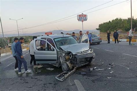 M­a­l­a­t­y­a­­d­a­ ­t­r­a­f­i­k­ ­k­a­z­a­s­ı­:­ ­5­ ­y­a­r­a­l­ı­ ­-­ ­Y­a­ş­a­m­ ­H­a­b­e­r­l­e­r­i­